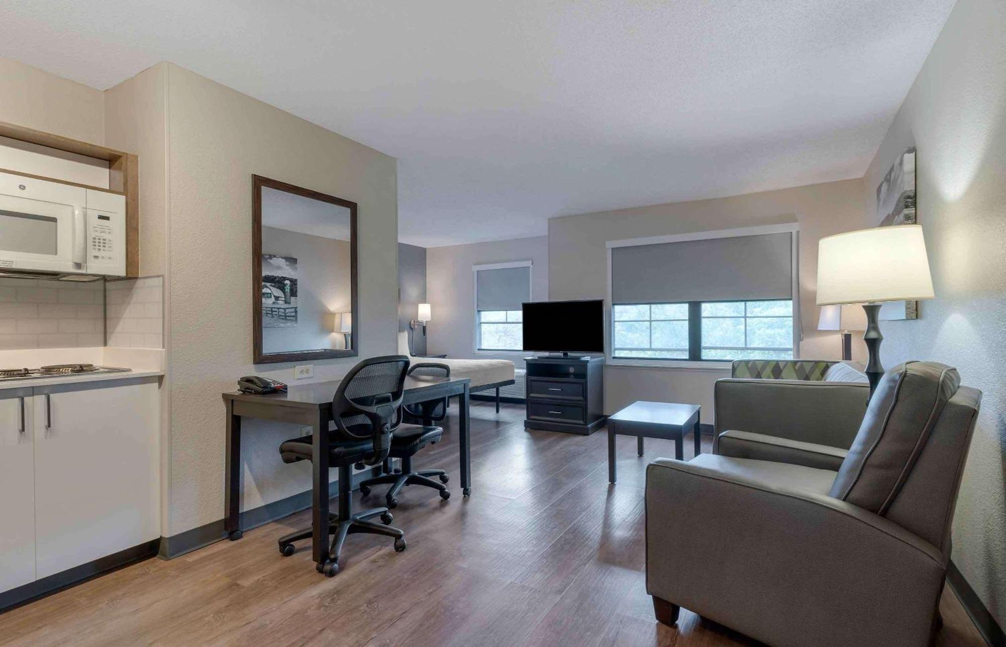 Extended Stay America Suites - Seattle - Redmond Bellevue Exterior photo